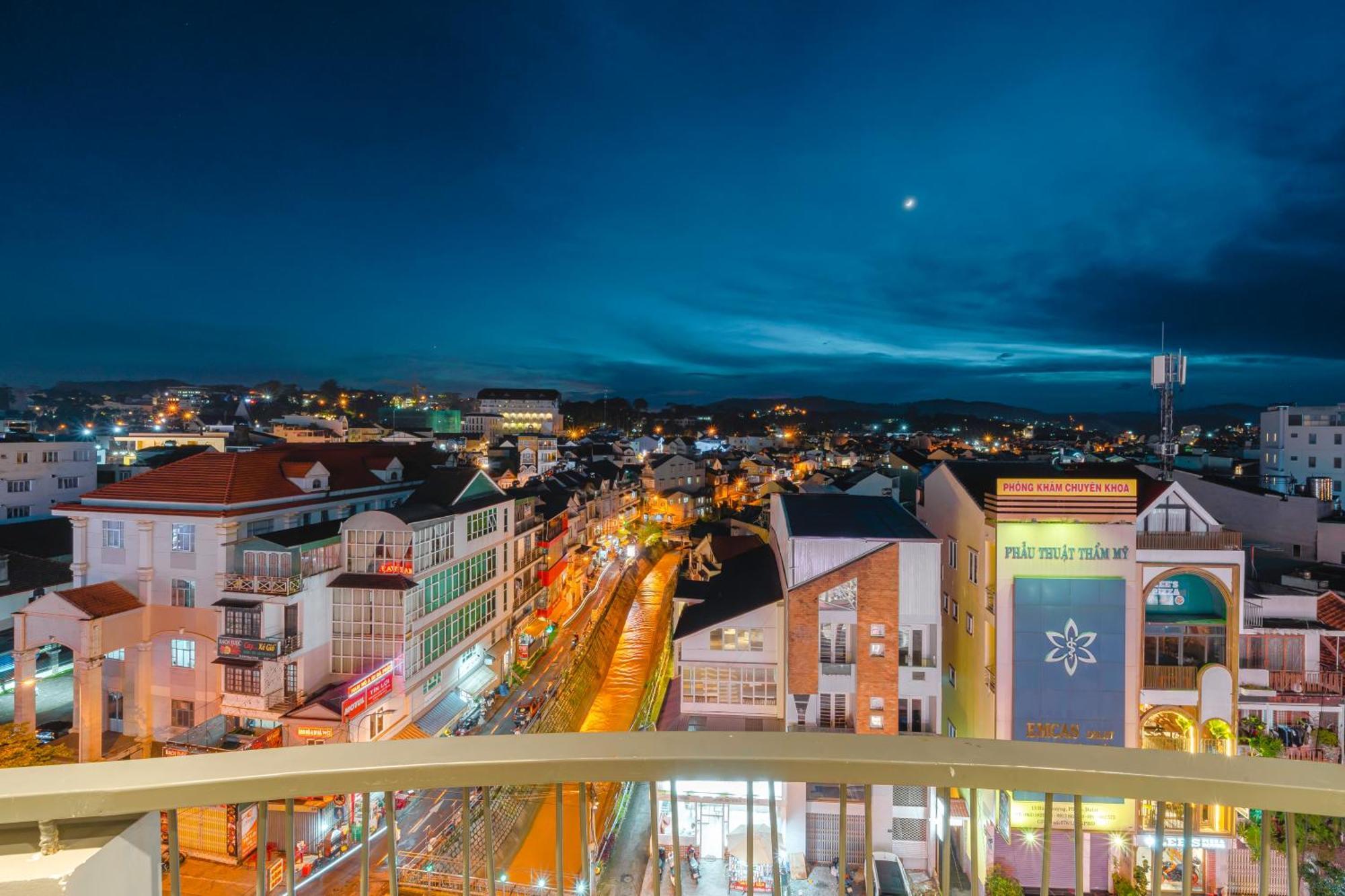 Ttr Central Apart Hotel Da Lat Kültér fotó